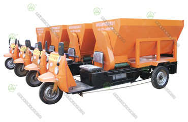 電動(dòng)TMR牛羊喂料車