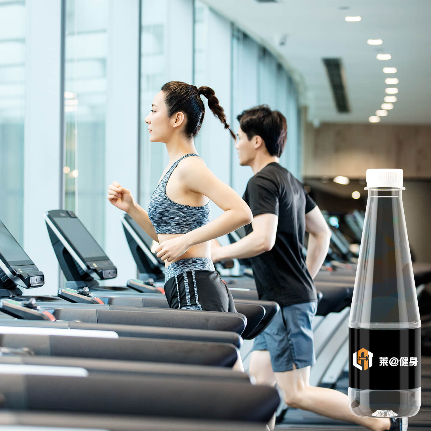 定制水，拿在手上的移動廣告